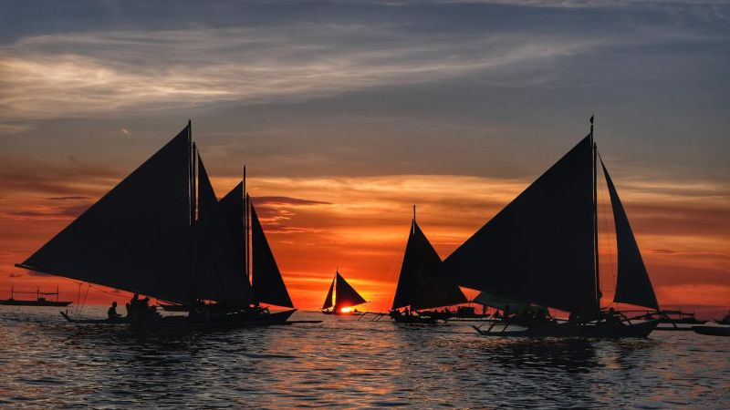 Sunset. Boracay, Philippines. By Martin Tan.